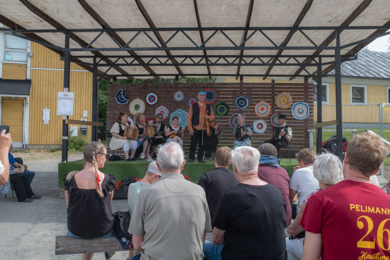 07 15_0010_Kaustinen